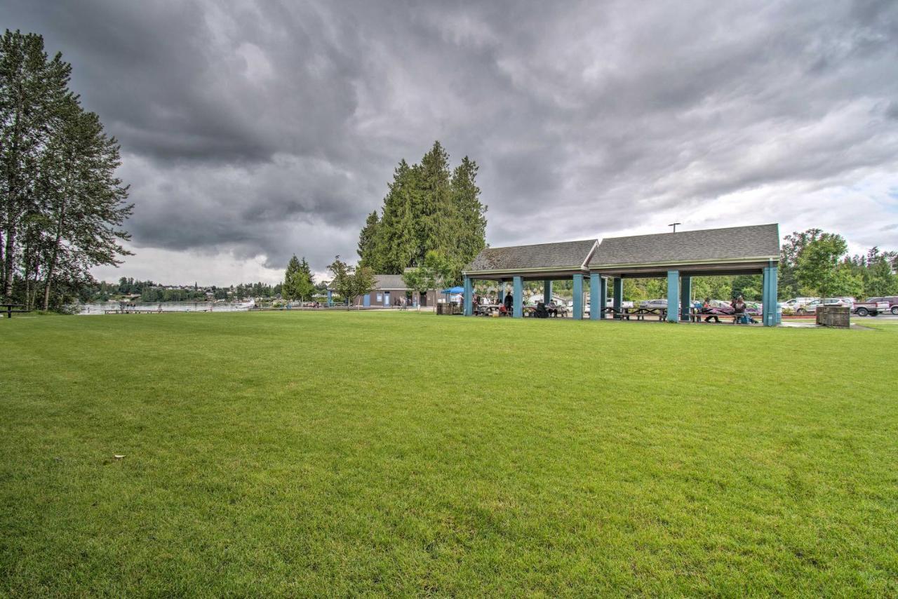 Charming Updated Retreat Walk To Lake Stevens! Luaran gambar