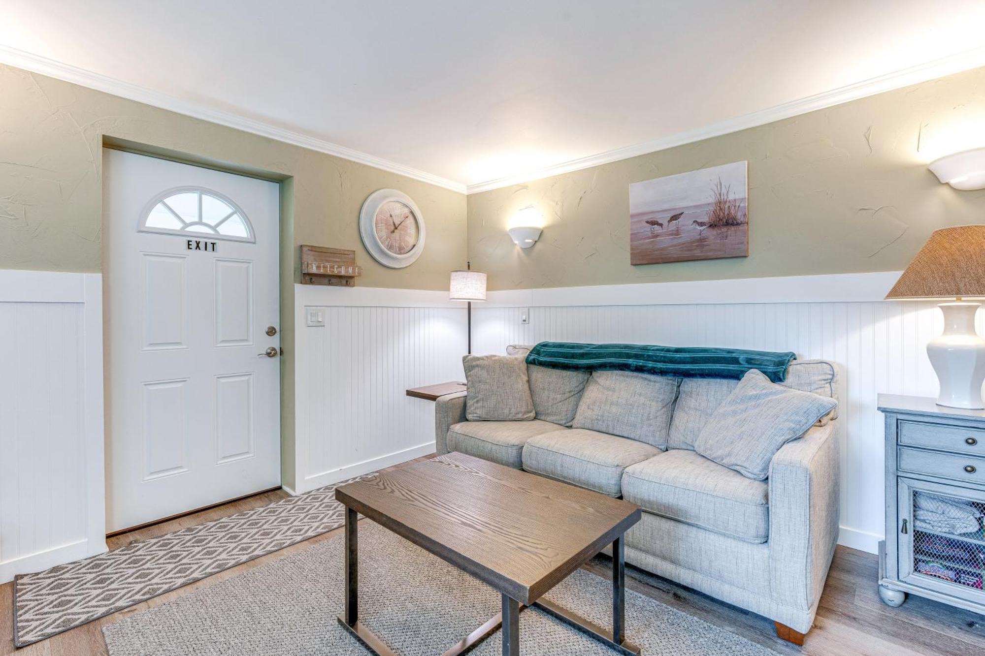 Charming Updated Retreat Walk To Lake Stevens! Luaran gambar